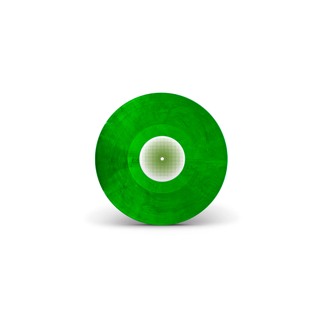 Disco de vinil verde do álbum BREAK de Black Juniors, isolado sobre fundo neutro.