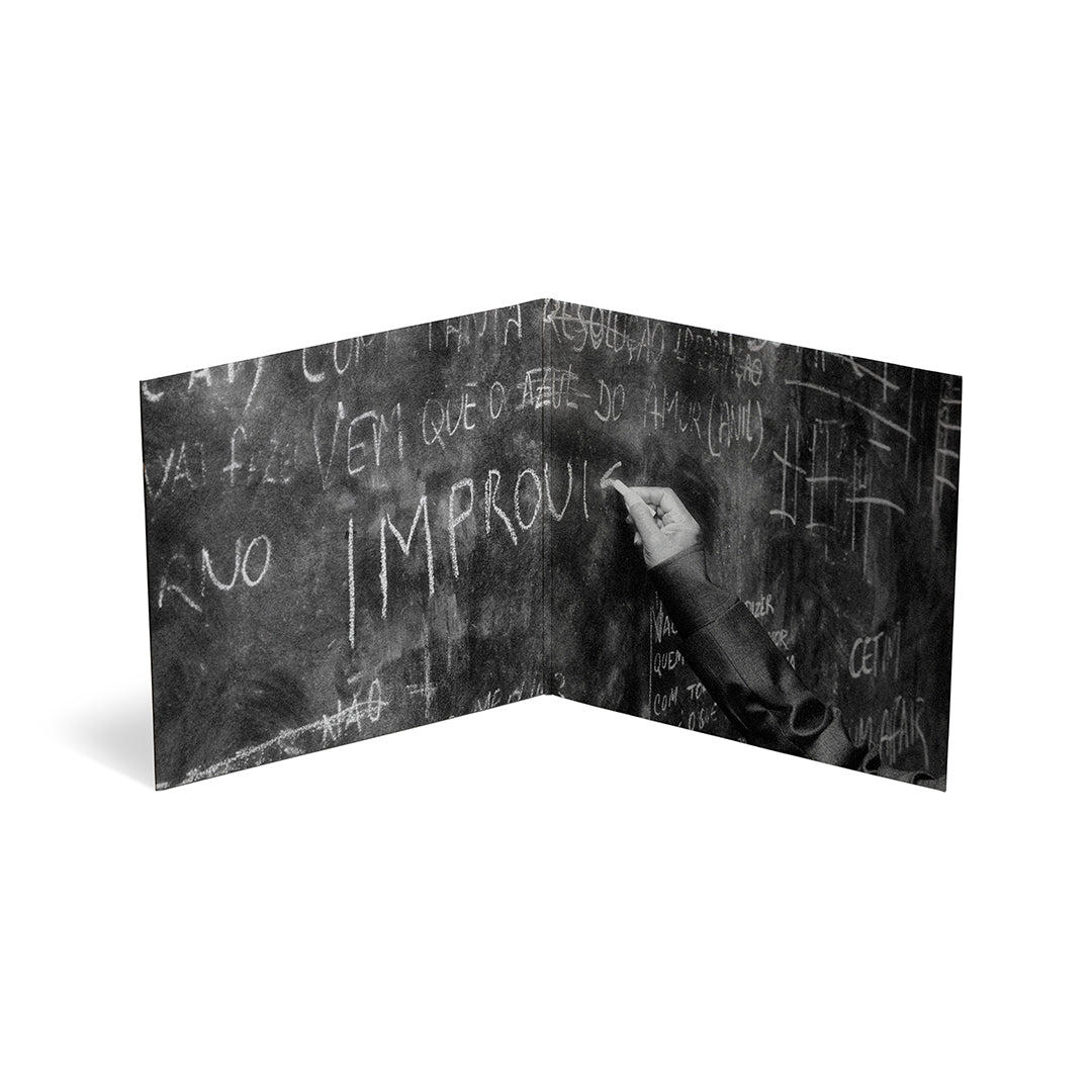 Capa gatefold aberta do álbum Improviso de Djavan (disco de vinil).
