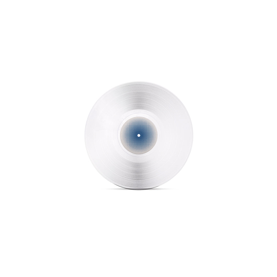 Foto do disco de vinil transparente do álbum "Encantado", do artista Silva.