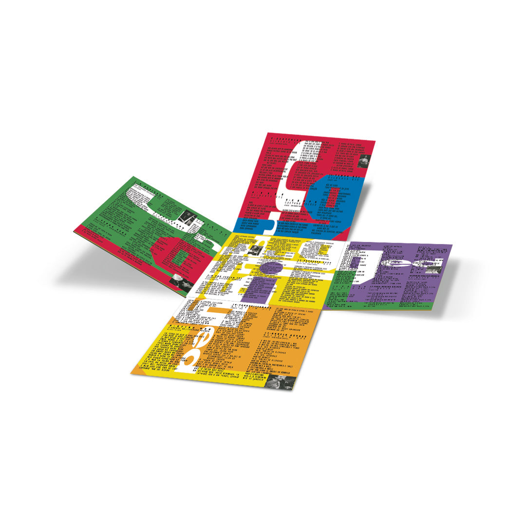 Encarte aberto do álbum Unplugged de Gilberto Gil, em formato desdobrável com painéis coloridos em verde, vermelho, azul, amarelo, laranja e roxo, letras, créditos, pequenas fotografias e grandes elementos tipográficos sobrepostos (disco de vinil).