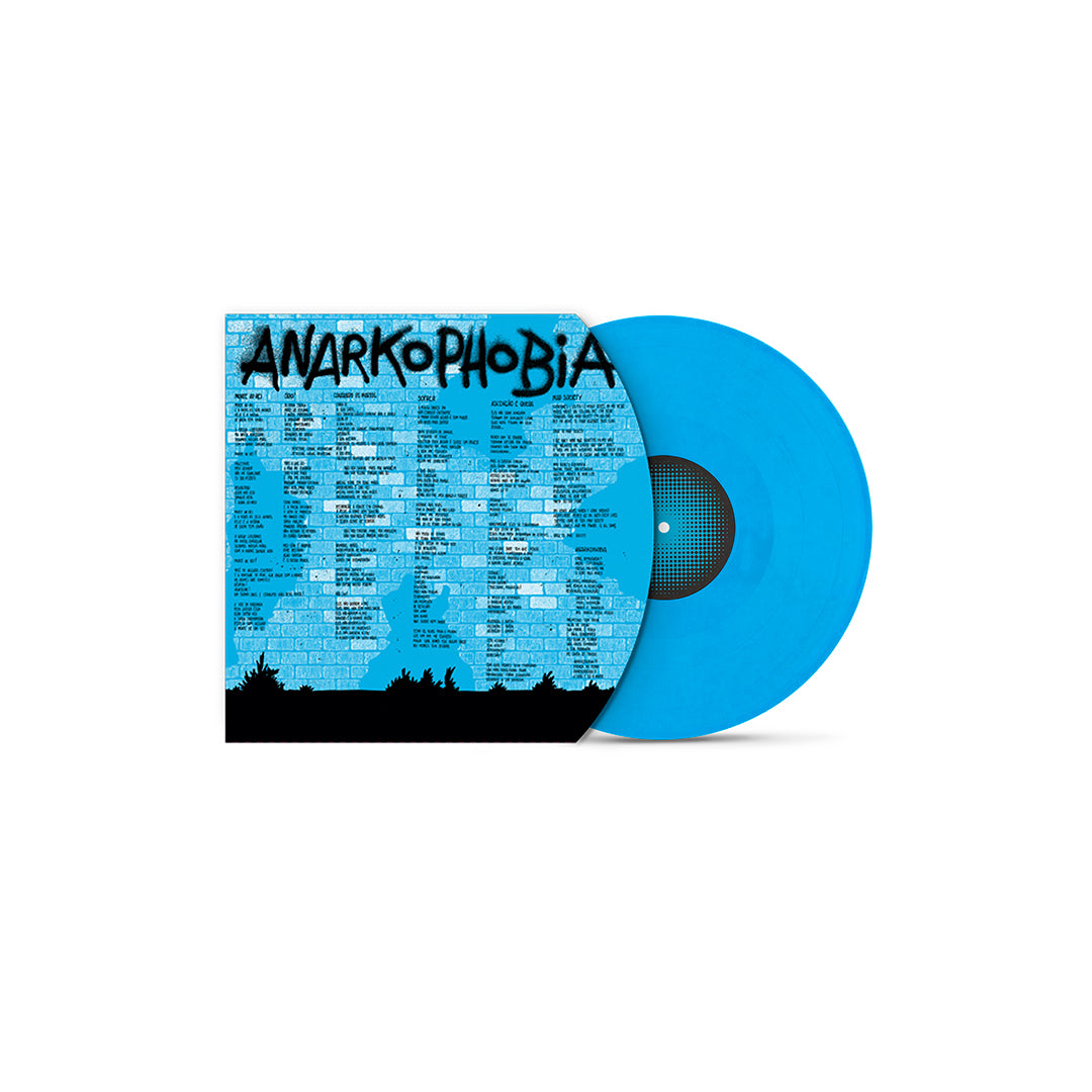 Sleeve interna azul com letras das músicas, textos impressos e silhuetas dos integrantes ao fundo.